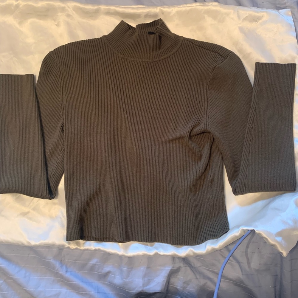 Dark green mock neck crop top